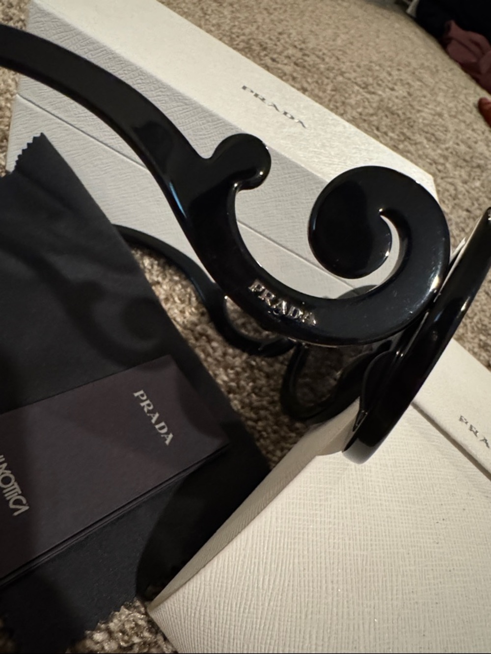 Authentic Prada round swirl sunglasses black - Picture 6 of 9